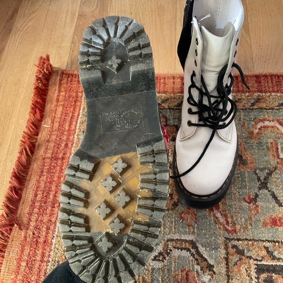 Doc Marten Jadon smooth leather platform white boots size 8 - Picture 4 of 5